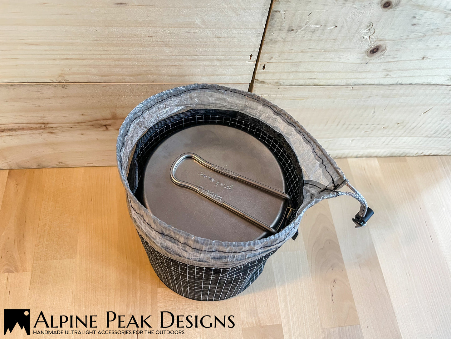 Stuff Sack for Snow Peak Trek 900 Titanium Pot. (Pot is not included).