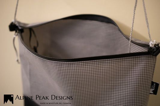 Large Sacoche / Crossbody bag with 210D Venom™ Gridstop ECO, Charcoal Grey