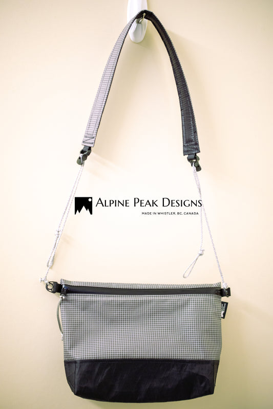 Small Sacoche / Crossbody bag with 210D Venom™ Gridstop ECO, Charcoal Grey