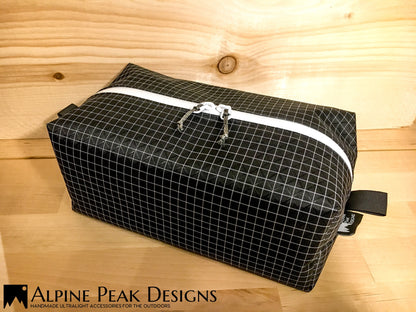 Lightweight Box Pouch, Large