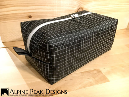 Lightweight Box Pouch, Large